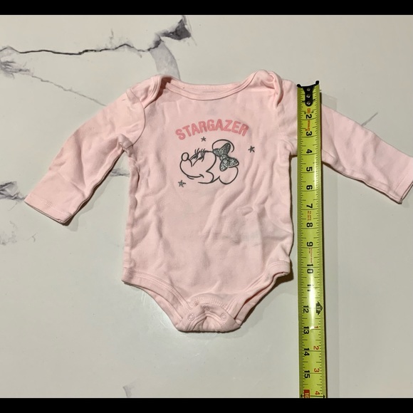 6-9 2-piece Minnie Mouse outfit - Picture 11 of 16